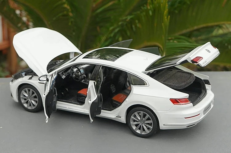 [OEM] 1:18 Volkswagen 2018 Arteon White Model Car Die-Cast