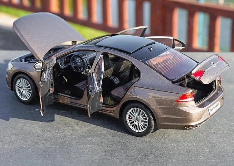 [OEM] 1:18 Volkswagen 2018 Lamando Gold Model Car Die-Cast