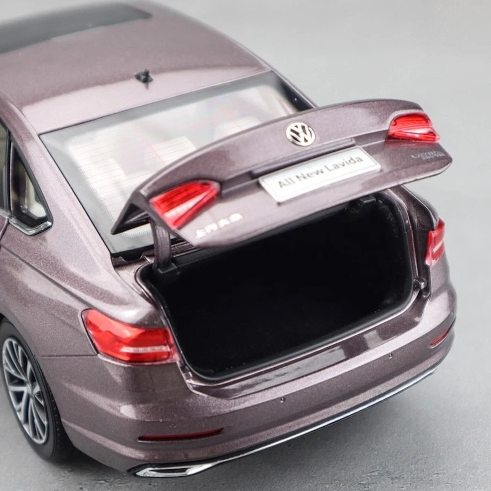 [OEM] 1:18 Volkswagen 2018 Lavida Purple Model Car Die-Cast