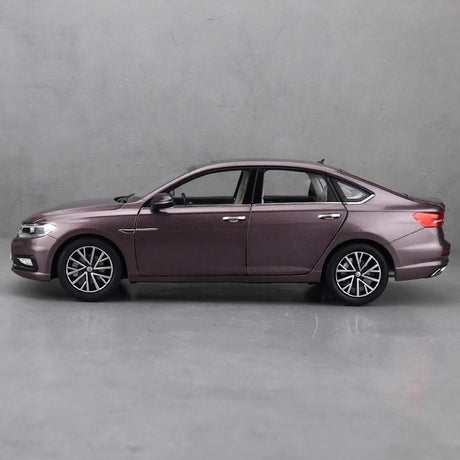 [OEM] 1:18 Volkswagen 2018 Lavida Purple Model Car Die-Cast