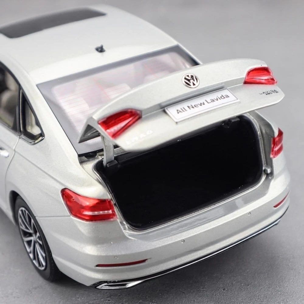 [OEM] 1:18 Volkswagen 2018 Lavida Silver Model Car Die-Cast