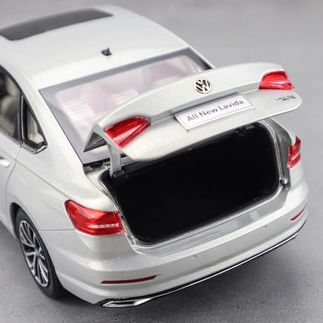 [OEM] 1:18 Volkswagen 2018 Lavida Silver Model Car Die-Cast