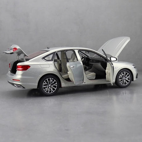 [OEM] 1:18 Volkswagen 2018 Lavida Silver Model Car Die-Cast