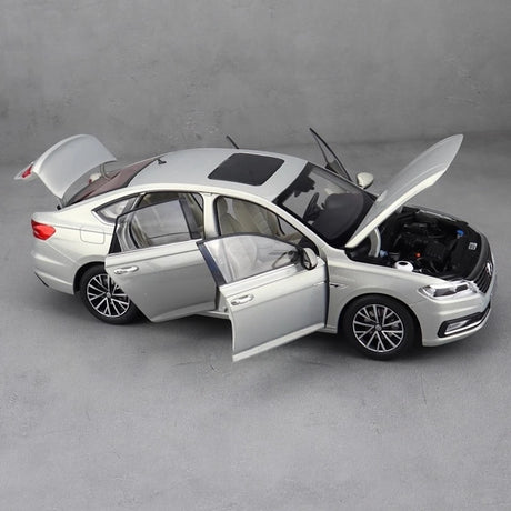 [OEM] 1:18 Volkswagen 2018 Lavida Silver Model Car Die-Cast