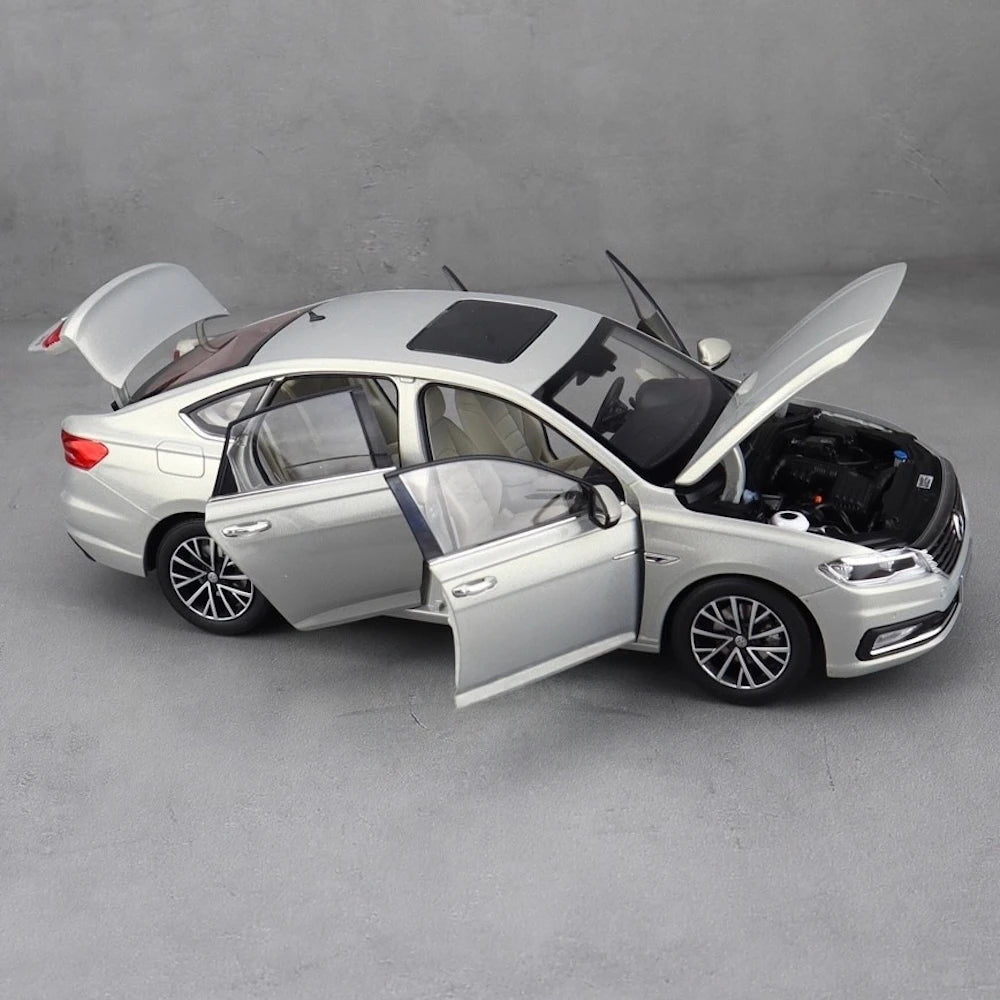 [OEM] 1:18 Volkswagen 2018 Lavida Silver Model Car Die-Cast