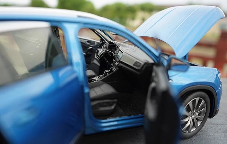 [OEM] 1:18 Volkswagen 2018 Tayron Blue Model Car Die-Cast
