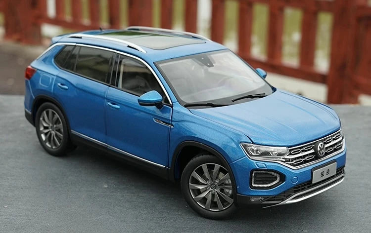 [OEM] 1:18 Volkswagen 2018 Tayron Blue Model Car Die-Cast