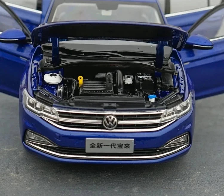 [OEM] 1:18 Volkswagen 2019 Bora Blue Model Car Die-Cast