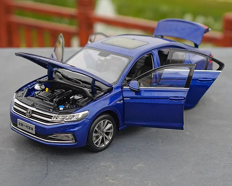 [OEM] 1:18 Volkswagen 2019 Bora Blue Model Car Die-Cast