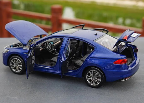 [OEM] 1:18 Volkswagen 2019 Bora Blue Model Car Die-Cast
