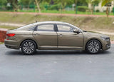 [OEM] 1:18 Volkswagen 2019 Passat oro modellino di auto Die-Cast