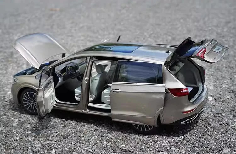 [OEM] 1:18 Volkswagen 2020 Viloran Gold Model Car Die-Cast