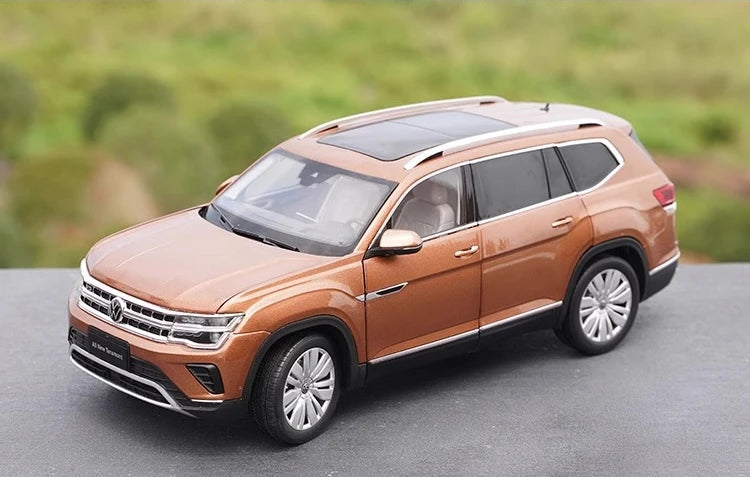 [OEM] 1:18 Volkswagen 2021 Atlas Teramont Brown Model Car Die-Cast