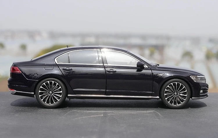 [OEM] 1:18 Volkswagen 2021 Phideon Blue Model Car Die-Cast