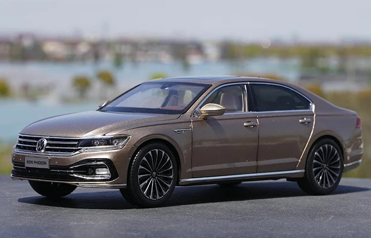 [OEM] 1:18 Volkswagen 2021 Phideon oro modellino di auto Die-Cast