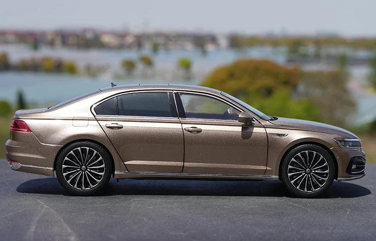 [OEM] 1:18 Volkswagen 2021 Phideon oro modellino di auto Die-Cast