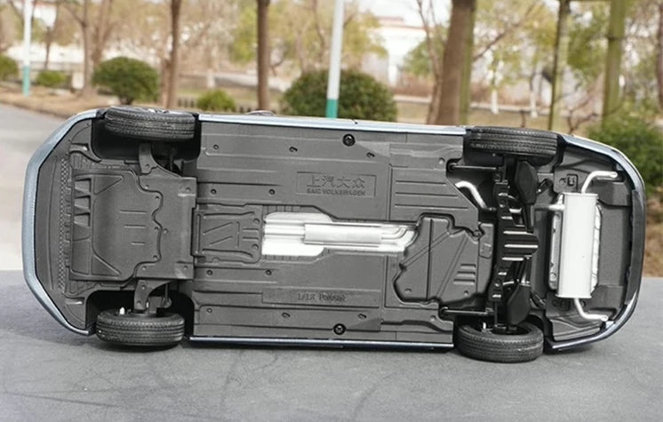 [OEM] 1:18 Volkswagen 2022 Passat Blue Model Car Die-Cast