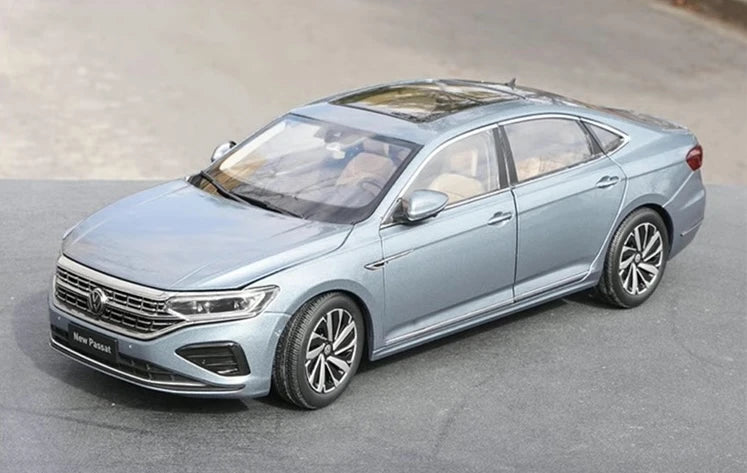 [OEM] 1:18 Volkswagen 2022 Passat Blue Model Car Die-Cast