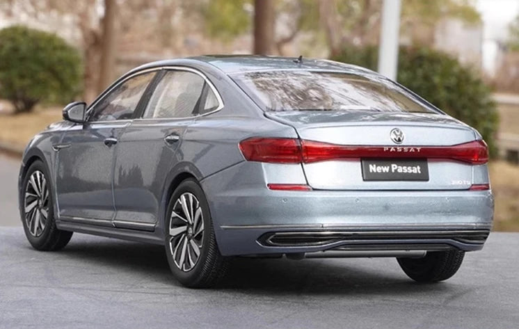 [OEM] 1:18 Volkswagen 2022 Passat Blue Model Car Die-Cast