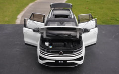 [OEM] 1:18 Volkswagen 2022 Tavendor White Model Car Die-Cast
