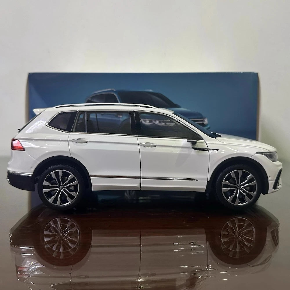 [OEM] 1:18 Volkswagen 2022 Tiguan L blanc voiture miniature Die-Cast