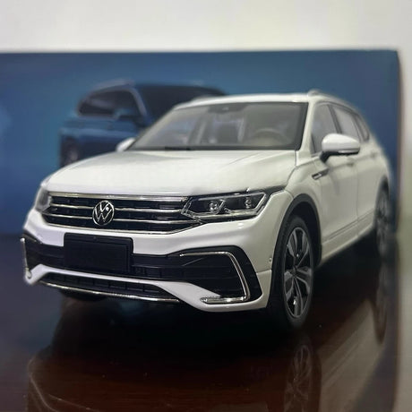 [OEM] 1:18 Volkswagen 2022 Tiguan L White Model Car Die-Cast
