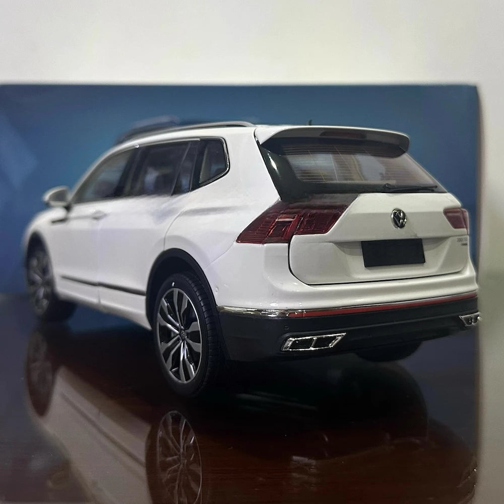[OEM] 1:18 Volkswagen 2022 Tiguan L blanc voiture miniature Die-Cast