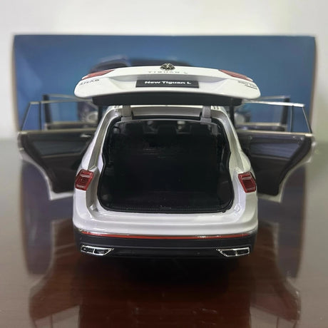 [OEM] 1:18 Volkswagen 2022 Tiguan L White Model Car Die-Cast