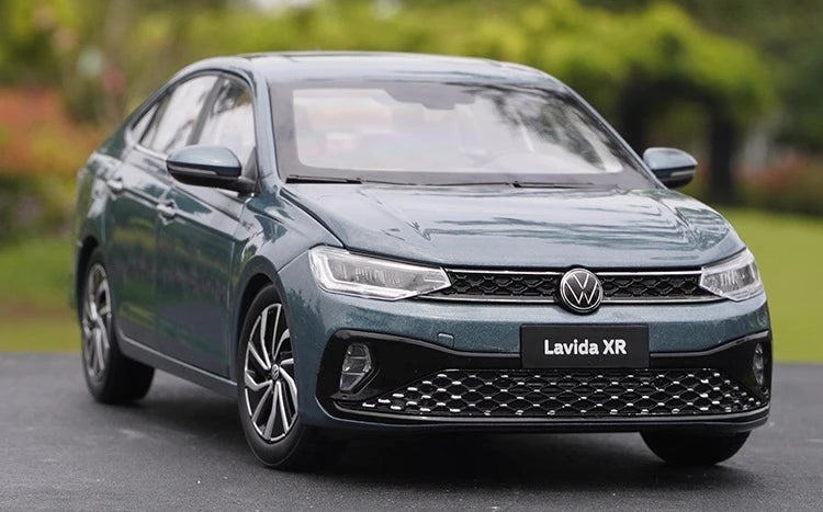 [OEM] 1:18 Volkswagen 2023 Lavida XR Blue Model Car Die-Cast