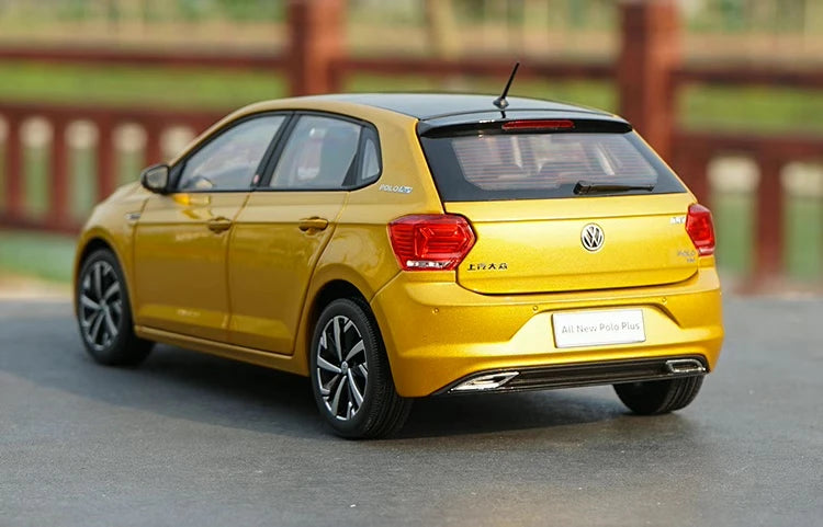 [OEM] 1:18 Volkswagen 2023 Polo Yellow Model Car Die-Cast