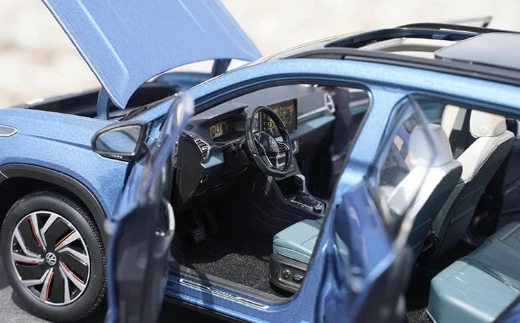 [OEM] 1:18 Volkswagen 2023 Taos Tharu Blue Model Car Die-Cast