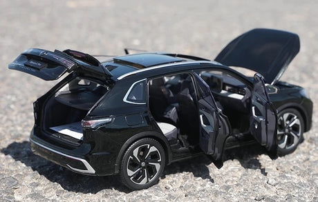 [OEM] 1:18 Volkswagen 2024 Tiguan L Black Model Car Die-Cast