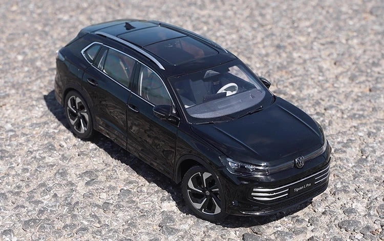 [OEM] 1:18 Volkswagen 2024 Tiguan L Black Model Car Die-Cast