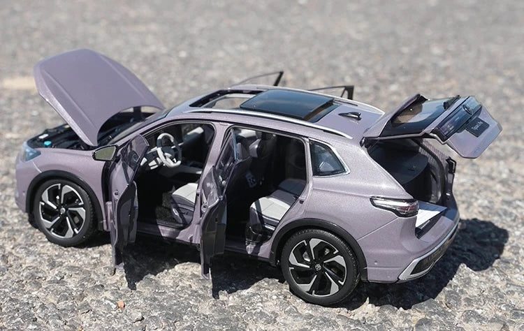 [OEM] 1:18 Volkswagen 2024 Tiguan L Purple Model Car Die-Cast
