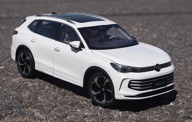 [OEM] 1:18 Volkswagen 2024 Tiguan L White Model Car Die-Cast