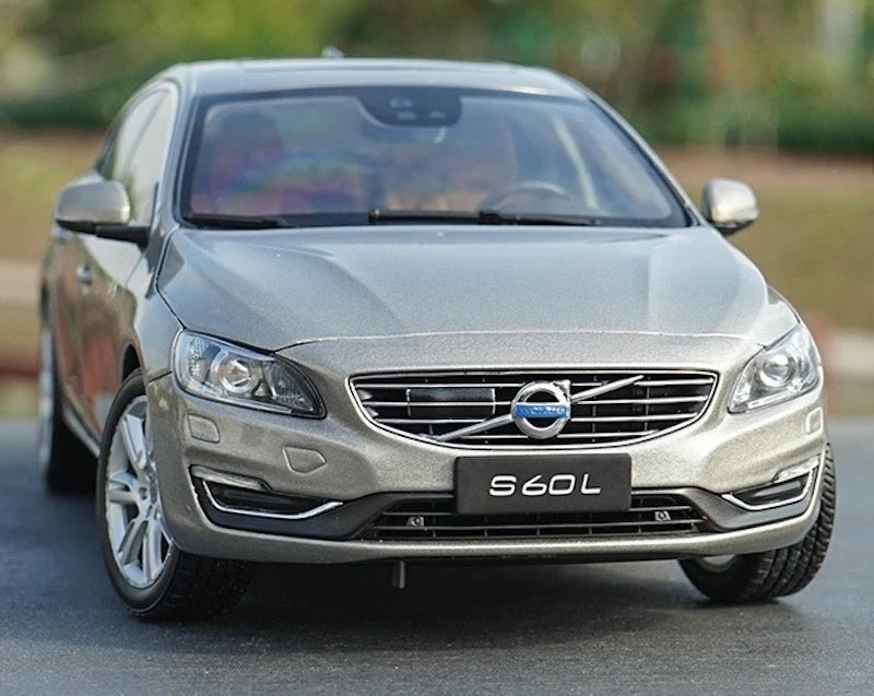 [OEM] 1:18 Volvo 2014 S60L Gold Model Car Die-Cast