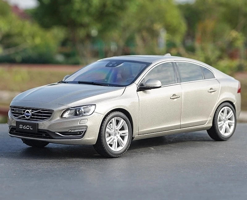[OEM] 1:18 Volvo 2014 S60L Gold Model Car Die-Cast
