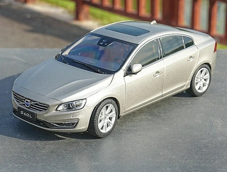 [OEM] 1:18 Volvo 2014 S60L Gold Model Car Die-Cast