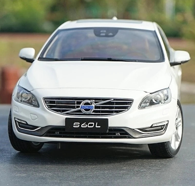 [OEM] 1:18 Volvo 2014 S60L bianco modellino di auto Die-Cast