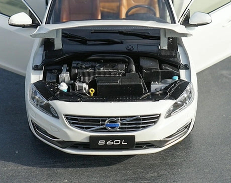 [OEM] 1:18 Volvo 2014 S60L White Model Car Die-Cast