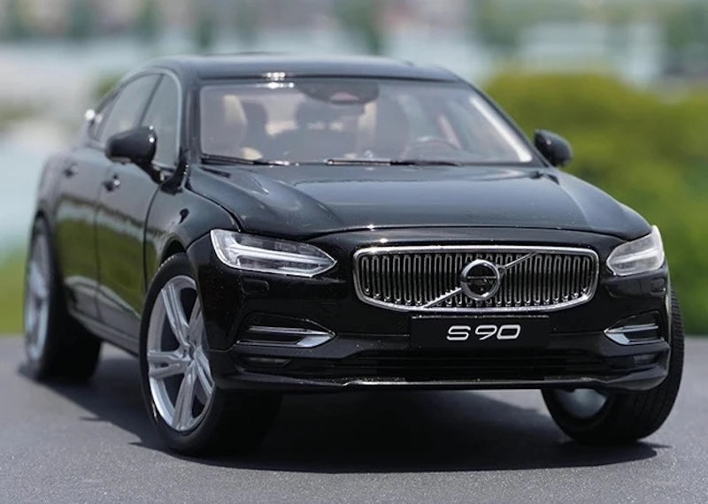 [OEM] 1:18 Volvo 2015 S90 Black Model Car Die-Cast