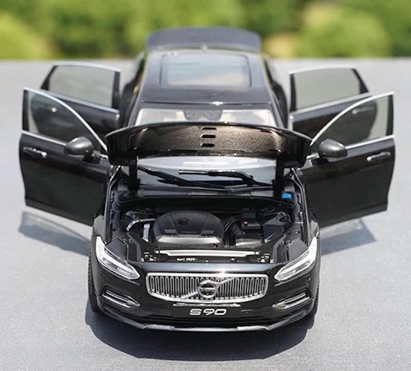 [OEM] 1:18 Volvo 2015 S90 Black Model Car Die-Cast