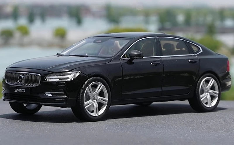 [OEM] 1:18 Volvo 2015 S90 Black Model Car Die-Cast