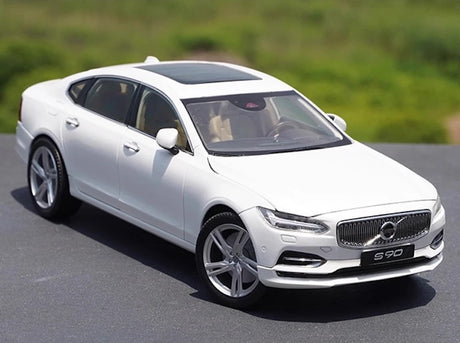 [OEM] 1:18 Volvo 2015 S90 White Model Car Die-Cast