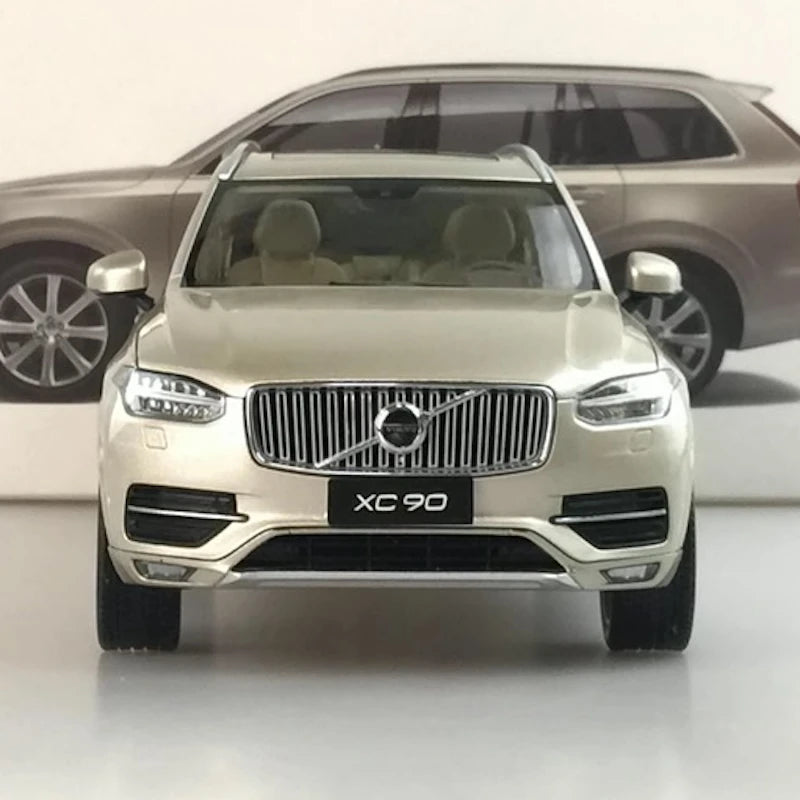 [OEM] 1:18 Volvo 2015 XC90 Gold Model Car Die-Cast
