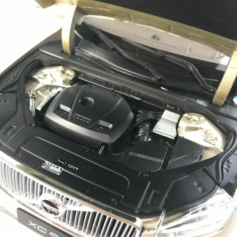 [OEM] 1:18 Volvo 2015 XC90 Gold Model Car Die-Cast