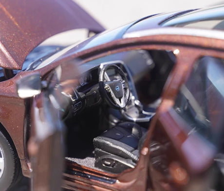 [OEM] 1:18 Volvo 2016 XC60 Brown Model Car Die-Cast