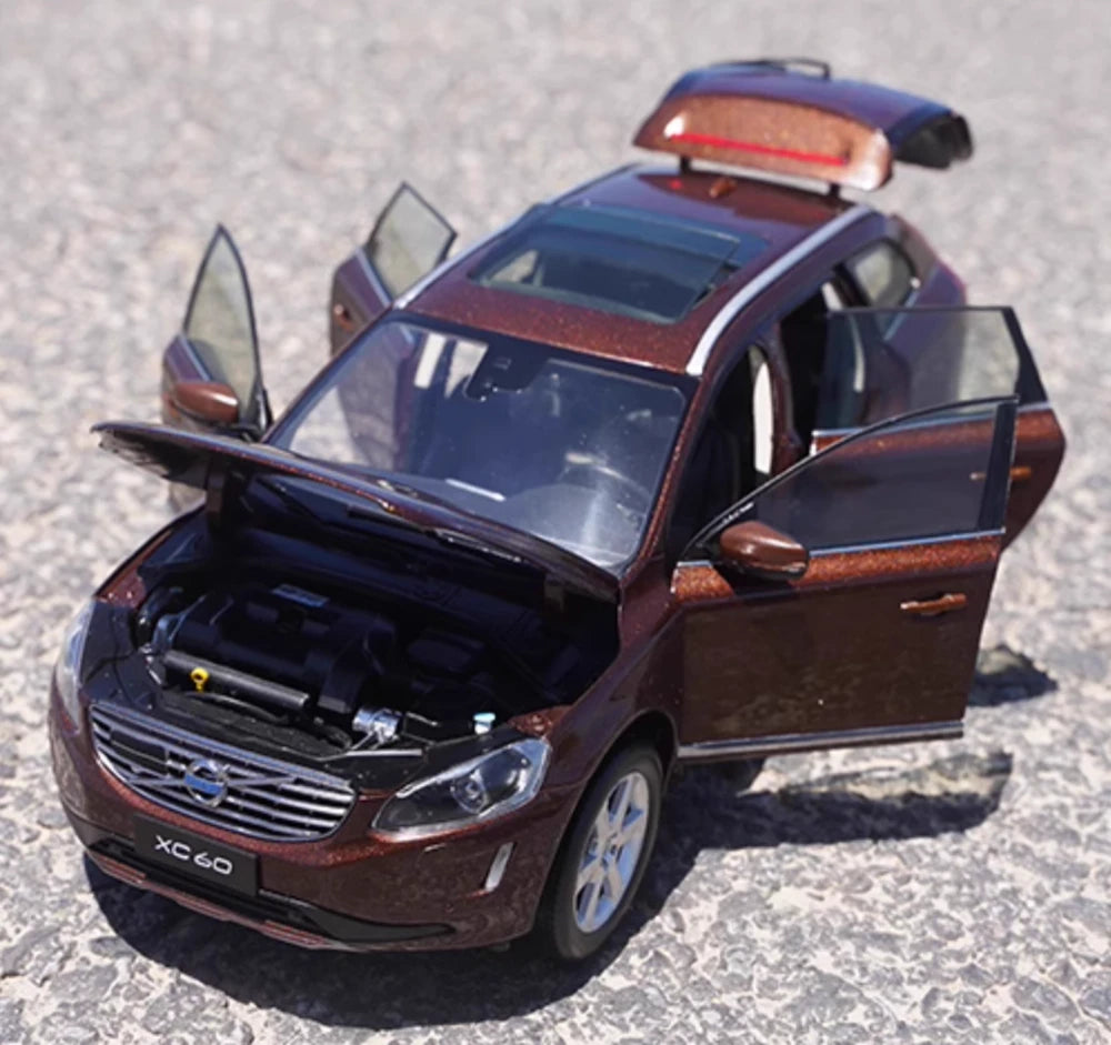 [OEM] 1:18 Volvo 2016 XC60 Brown Model Car Die-Cast