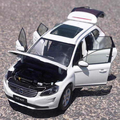 [OEM] 1:18 Volvo 2016 XC60 White Model Car Die-Cast