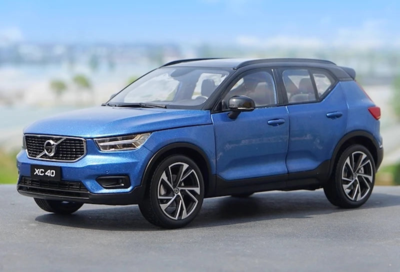 [OEM] 1:18 Volvo 2018 XC40 Blue Model Car Die-Cast